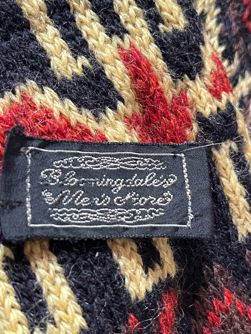 Bloomingdale's Vintage Men's Wool Fringed Scarf